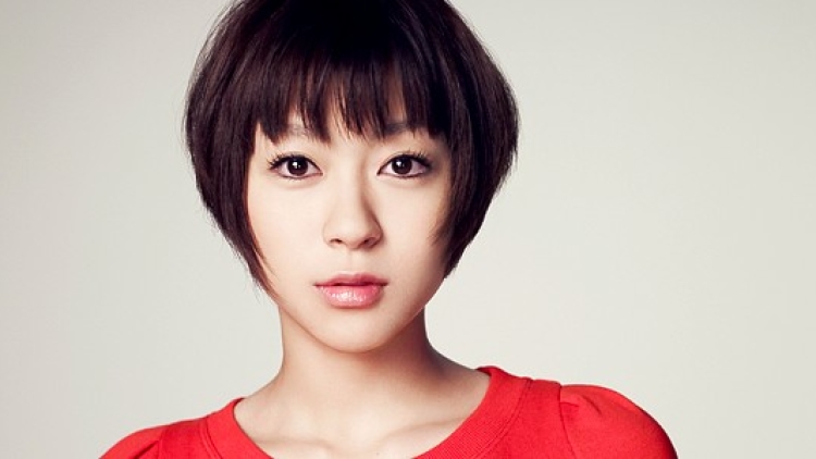 Utada Hikaru - eimusics.com Utada Hikaru - eimusics.com