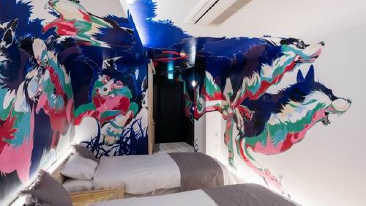 Hotel di Jepang Ini Penuh Dengan Karya Seni (6) Hotel di Jepang Ini Penuh Dengan Karya Seni (6)
