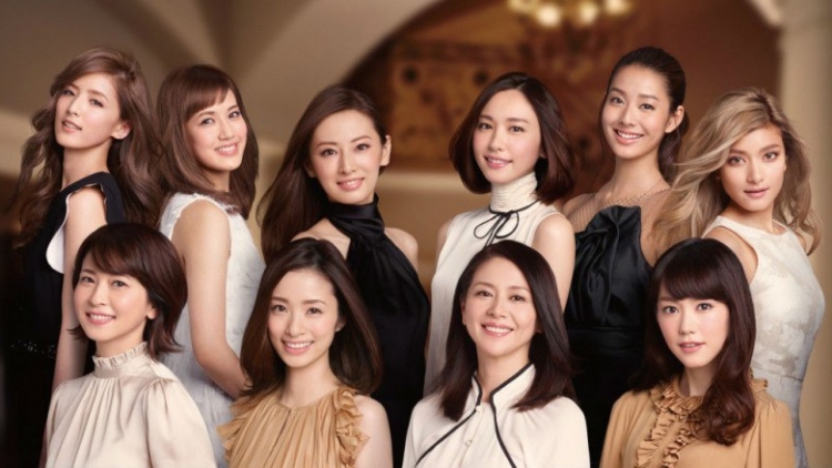 Iklan Jepang Tampilkan Bintang-Bintang Ternama Iklan Jepang Tampilkan Bintang-Bintang Ternama