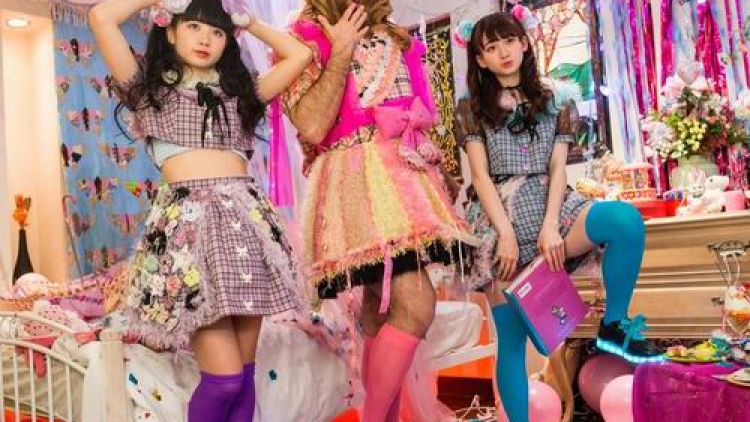 LADYBABY Merilis Dua Video Musik Sekaligus!2 LADYBABY Merilis Dua Video Musik Sekaligus!2