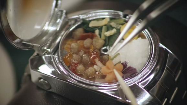 Lapar di Jalan Tenang, ada Bento Watch! (1)