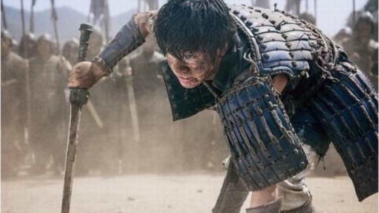 Kento Yamazaki Bintangi Live-Action Kingdom (2)