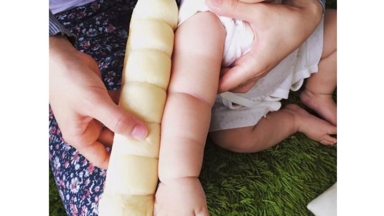 Tren Baru di Jepang, Bandingkan Lengan Bayi Dengan Roti Tren Baru di Jepang, Bandingkan Lengan Bayi Dengan Roti