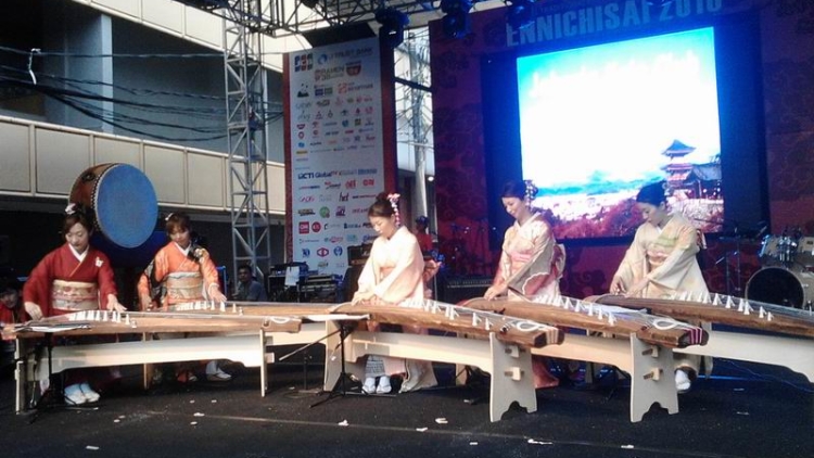 Ennichisai 2016 Dimeriahkan Oleh Aneka Hiburan, Kompetisi, & Atraksi Kebudayaan Jepang