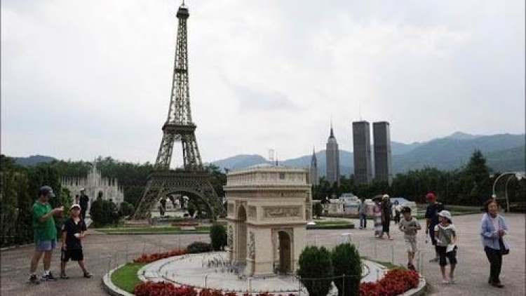 Tobu World Square, Taman di Jepang Berisi Miniatur Bangunan Bersejarah di Dunia (1) Tobu World Square, Taman di Jepang Berisi Miniatur Bangunan Bersejarah di Dunia (1)