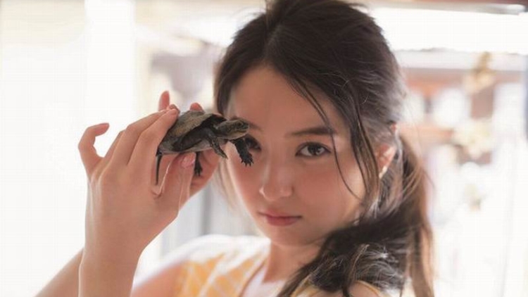 Photobook Nozomi Sasaki Akan Segera Dirilis  (1) Photobook Nozomi Sasaki Akan Segera Dirilis  (1)