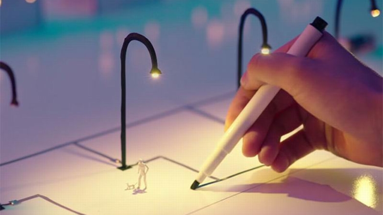 Sugoi! Perusahaan Jepang Ciptakan Pena Yang Dapat Mengalirkan Listrik! (1)