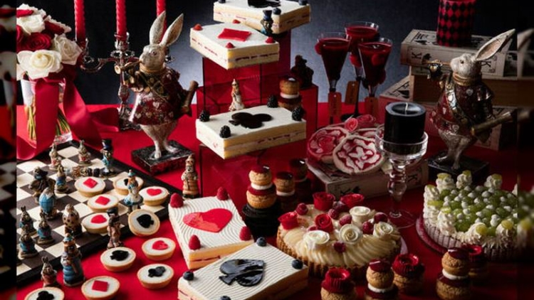 Aneka Hidangan Bertema Alice in Wonderland Disajikan Oleh Hotel di Tokyo (1)