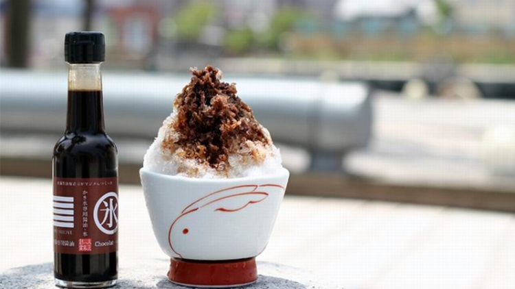 Es Serut dengan Kecap Rasa Cokelat, Hidangan Unik di Musim Panas (1)