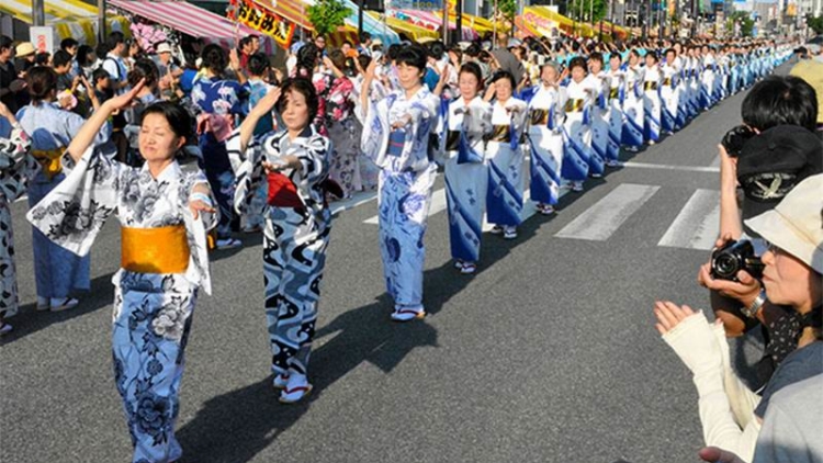 Rekor Dunia Untuk Penari Bon Odori Terbanyak Berhasil Dipecahkan