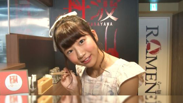 Restoran Ramen Jepang Tawarkan Kencan Virtual dengan Idol