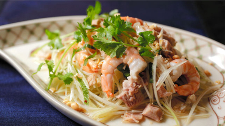 Salad Pepaya, Pilihan Tepat Untuk Menyegarkan Musim Panas