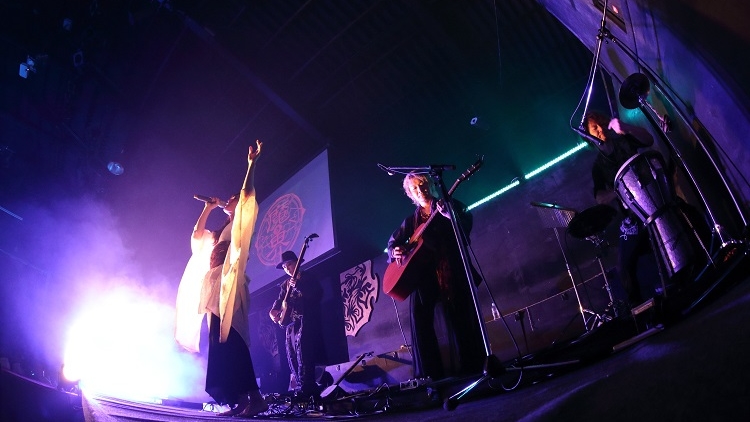 KAO=S Muncul di Pentas Musikal Bercampur Pertarungan, Makai (1) KAO=S Muncul di Pentas Musikal Bercampur Pertarungan, Makai (1)