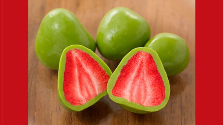 wow-stroberi-berlapis-matcha-hadir-di-jepang wow-stroberi-berlapis-matcha-hadir-di-jepang