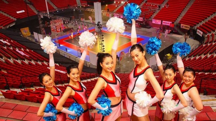 suzu-hirose-yuki-amami-berperan-sebagai-cheerleader-dalam-film-cheer-dance-1 suzu-hirose-yuki-amami-berperan-sebagai-cheerleader-dalam-film-cheer-dance-1