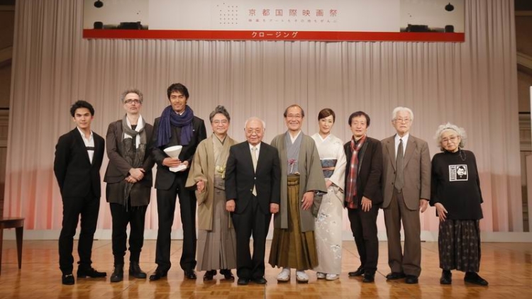 hari-ke-4-kiff-hiroshi-abe-meraih-penghargaan-toshiro-mifune-6