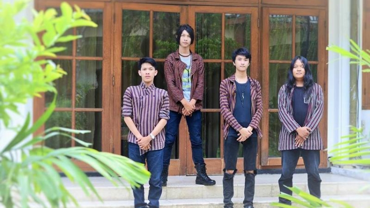 local-band-senyum-dan-ramen-ala-dejikai-band-1