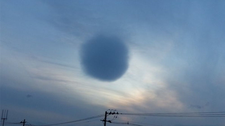 fenomena-gumpalan-awan-misterius-gegerkan-jepang-2 fenomena-gumpalan-awan-misterius-gegerkan-jepang-2