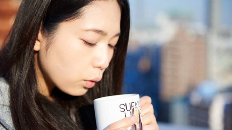 Nikmati Keindahan Tokyo Tower dari Cangkir Kopimu di Café ini! Nikmati Keindahan Tokyo Tower dari Cangkir Kopimu di Café ini!