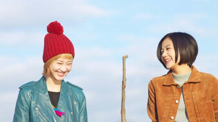 Fumika Shimizu & Rena Matsui Bintangi Film & Serial Drama Warau Manekineko Fumika Shimizu & Rena Matsui Bintangi Film & Serial Drama Warau Manekineko