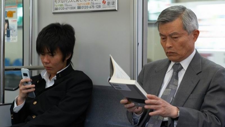 Pemuda di Jepang Tidak Ingin Mengikuti Jejak Ayahnya, Ini Alasannya Pemuda di Jepang Tidak Ingin Mengikuti Jejak Ayahnya, Ini Alasannya