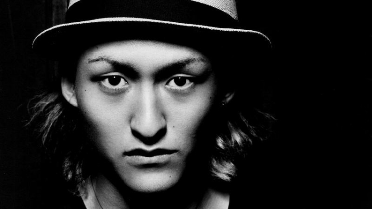 Wah, Bassist ONE OK ROCK Menikah Dengan Adik Avril Lavigne (1)