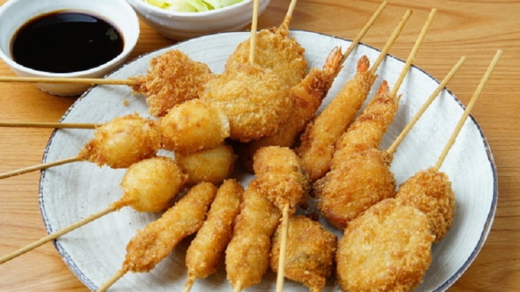 retina_pixta_23227576_M