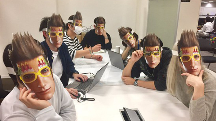 Rayakan Ulang Tahun Ignis Final Fantasy XV dengan Topeng Ini Rayakan Ulang Tahun Ignis Final Fantasy XV dengan Topeng Ini