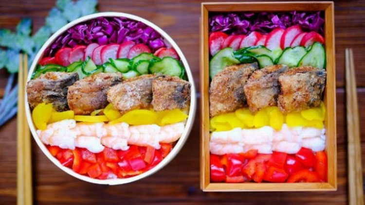 Bento Pelangi Ubah Bekal Makan Siang Menjadi Penuh Warna Bento Pelangi Ubah Bekal Makan Siang Menjadi Penuh Warna