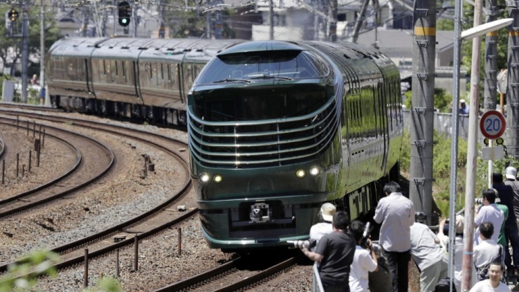 b-train-c-20170618 b-train-c-20170618