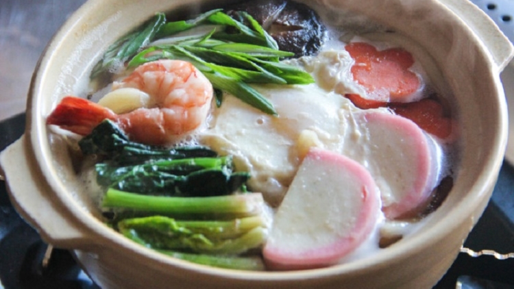 Hangatkan Malam Yang Dingin Dengan Membuat Dan Mencicipi Nabeyaki Udon Hangatkan Malam Yang Dingin Dengan Membuat Dan Mencicipi Nabeyaki Udon