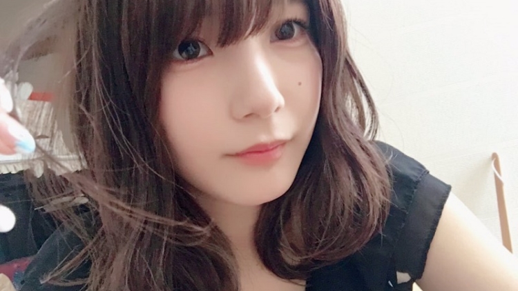 Begini Ekspresi Youtuber Cantik Dari Jepang Saat Diajari Urya Oi Ala Wota | Berita Jepang Japanesestation.com