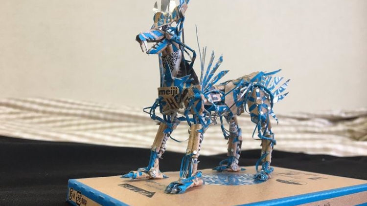 Para Pengguna Twitter di Jepang Buat Kreasi Unik Dari Kotak Kemasan Cokelat