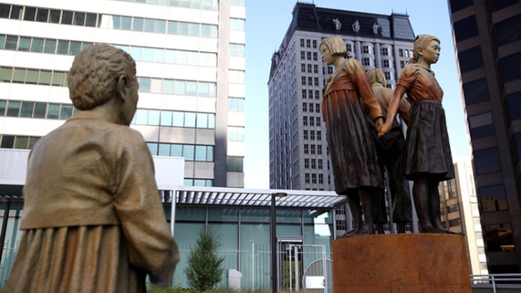 Comfort+Women+Statue+San+Francisco+Draws+Ire+aJz2lknPD_Al Comfort+Women+Statue+San+Francisco+Draws+Ire+aJz2lknPD_Al