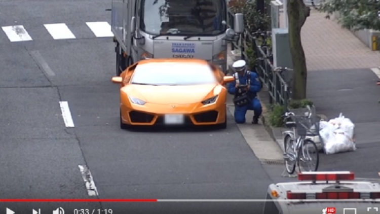 Aksi Polisi Jepang Kejar Lamborghini Dengan Sepeda Jadi Viral Dan Tuai Pujian