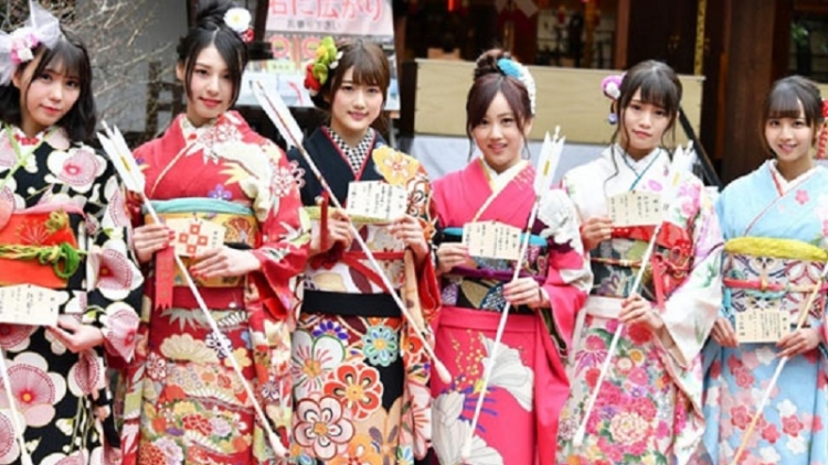 6 Member Nogizaka46 Rayakan Upacara Hari Datangnya Kedewasaan