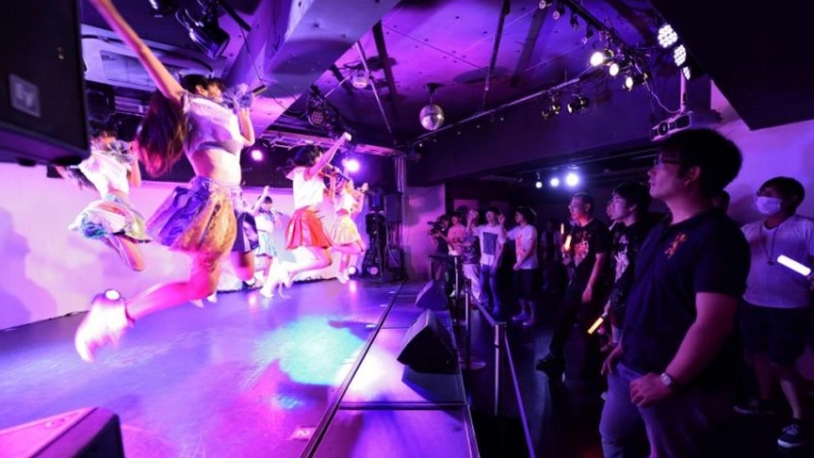 Little idols Little idols
