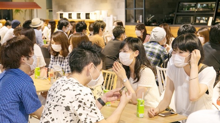 face-mask-speed-dating-konkatsu-japan-2