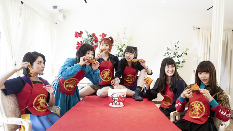 holyshits_art201807_fixw_730_hq holyshits_art201807_fixw_730_hq