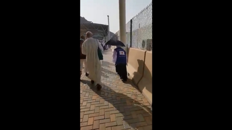 Kumpulkan Sampah Saat Ibadah Haji, Netizen Puji Aksi Muslim Asal Jepang