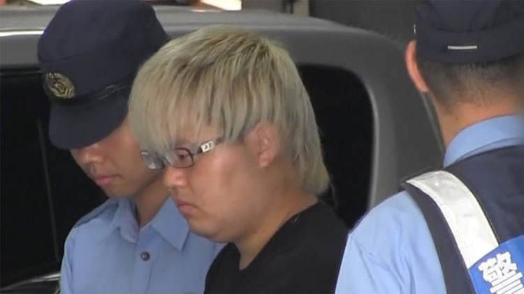 Pria 24 Tahun Ditangkap Karena Menjual Tiket Vote Senbatsu Sousenkyo AKB48 Pria 24 Tahun Ditangkap Karena Menjual Tiket Vote Senbatsu Sousenkyo AKB48