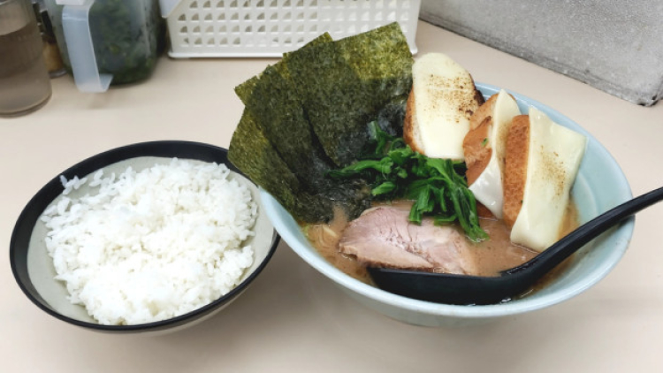 iekei-ramen-tanaka-noodles-japan-tokyo-bread-taste-test-reviews-ranking-top-best-japanese-food-5 (1)