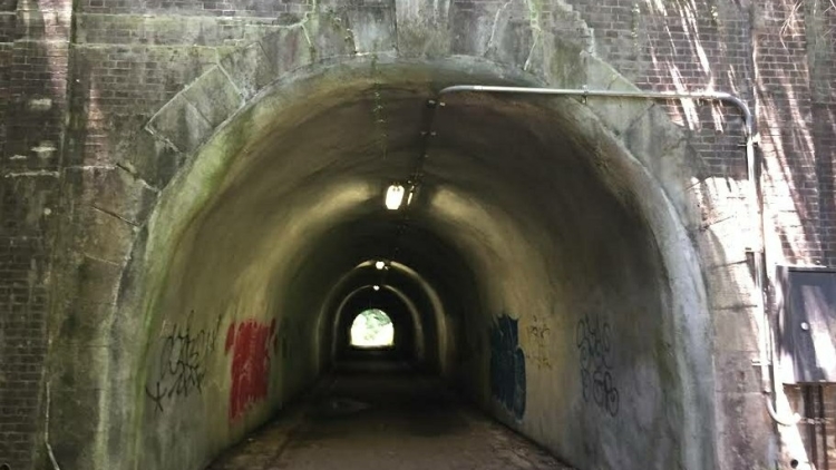 Terowongan Komine 01