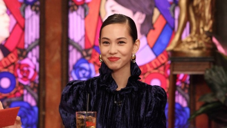 aramajapan.com-kiko-mizuhara-sexually-harassed-during-past-photo-shoot-for-shiseido-kiko-mizuhara-sexually-harassed-during-past-photo-shoot-for-shiseido-1 aramajapan.com-kiko-mizuhara-sexually-harassed-during-past-photo-shoot-for-shiseido-kiko-mizuhara-sexually-harassed-during-past-photo-shoot-for-shiseido-1