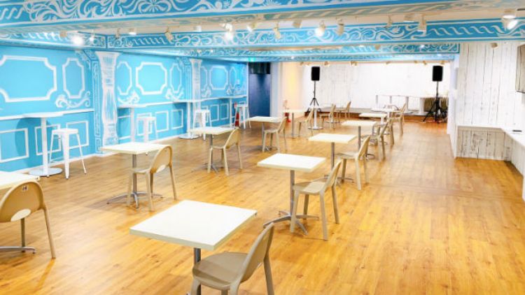 Social Distancing Cafe di Tokyo Social Distancing Cafe di Tokyo