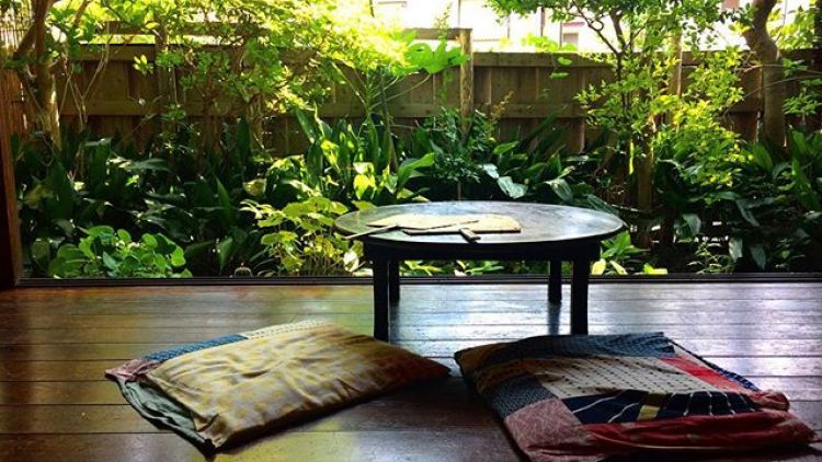 Kafe Rumah Tradisional Jepang