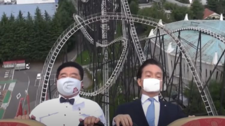 Dua bos perusahaan besar di Jepang menaiki roller coaster tanpa berteriak roller coaster Jepang japanesestation,com