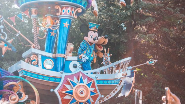 Pertunjukan di Tokyo Disneyland tokyo disney resort parade japanesestation.com