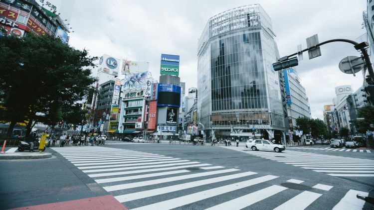youtuber Jepang shibuya scramble crossing japanesestation.com