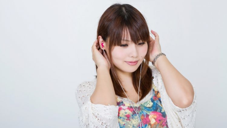 Mendengarkan musik musik di Jepang